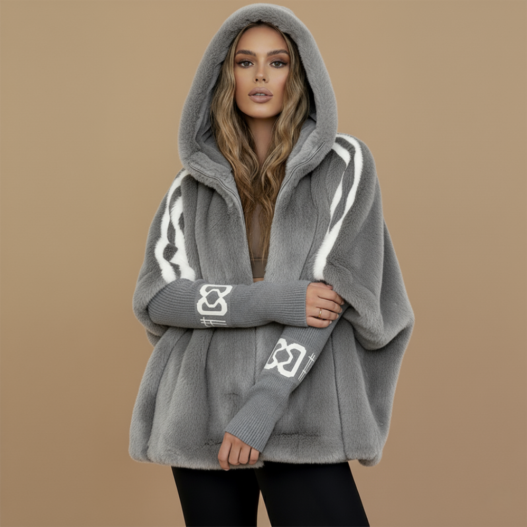 Aitana™ | Abrigo de Pelo Suave con Capucha